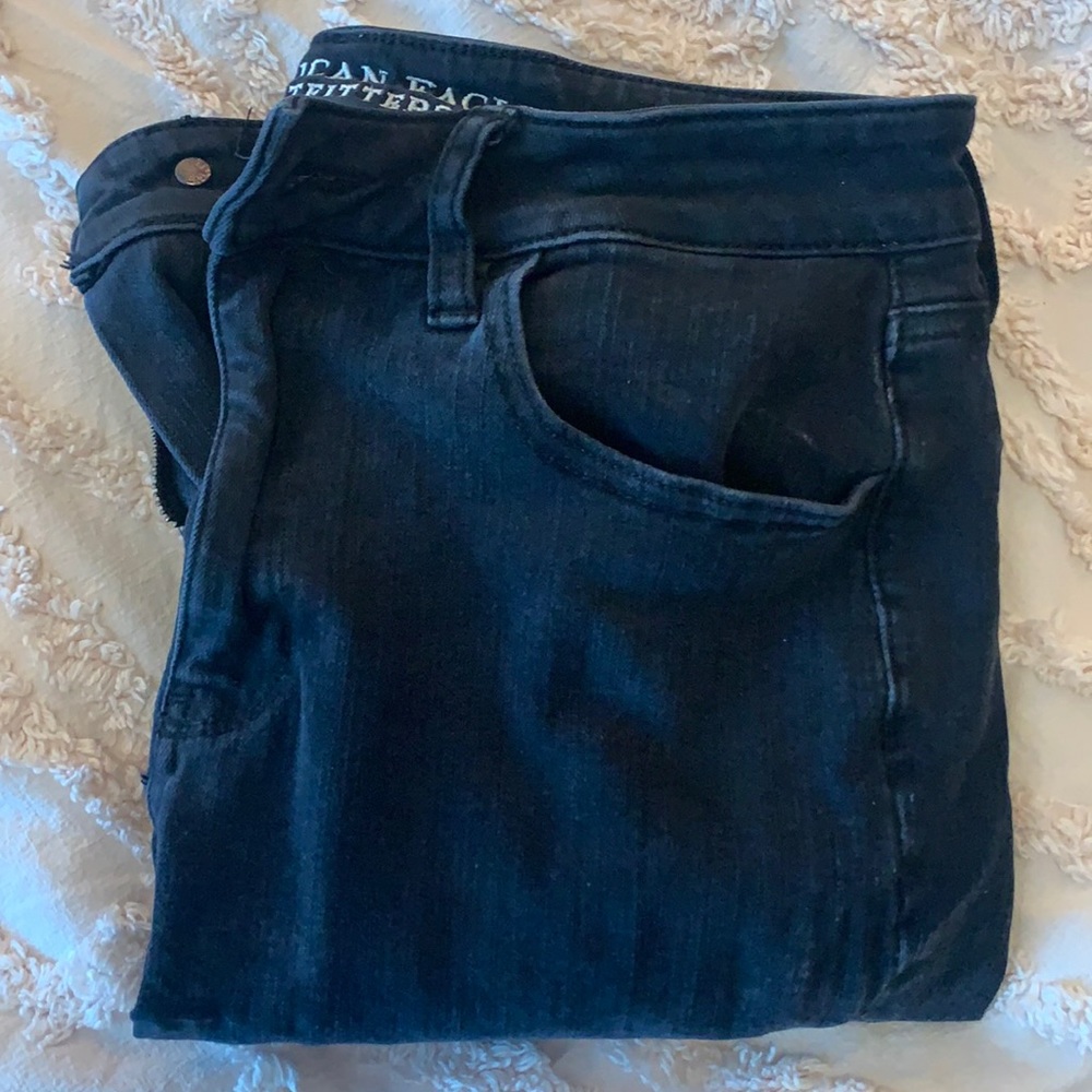 Black American Eagle High-Waisted Jeans